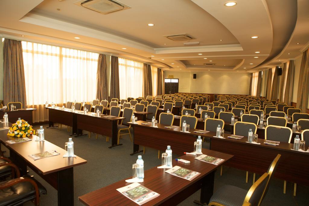 City Royal Resort Hotel Kyambogo  Cameră foto