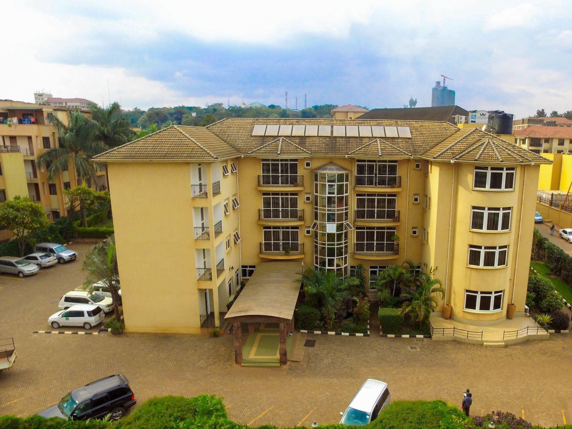 City Royal Resort Hotel Kyambogo  Exterior foto